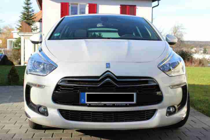 Citroen DS5 Hybrid4 EGS6 Chic mit Herstellergarantie bis 19.02.2016 nur 2500 km!