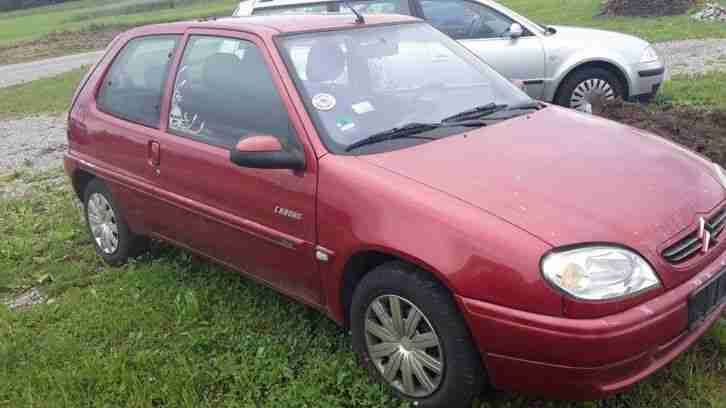 Citroen Saxo 1.1 60 PS Bordeauxrot