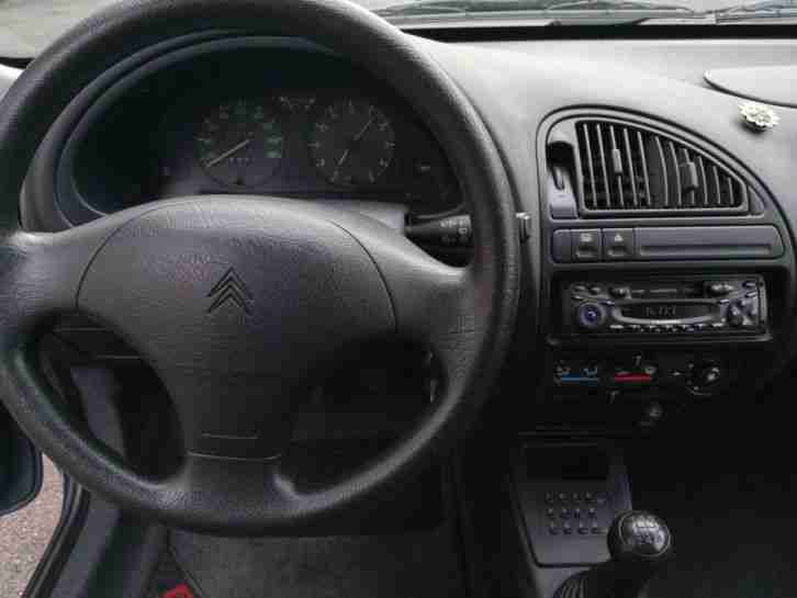 Citroen Saxo 75.000 Km Tüv11/19 gepfl Garagenwagen 8fach bereift