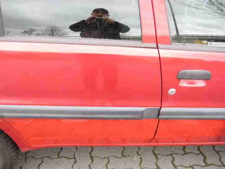 Citroen Saxo Tonic.EZ:28.10.2003.44 KW.TÜV und AU bis 01.2017.138000KM.Radio-CD.