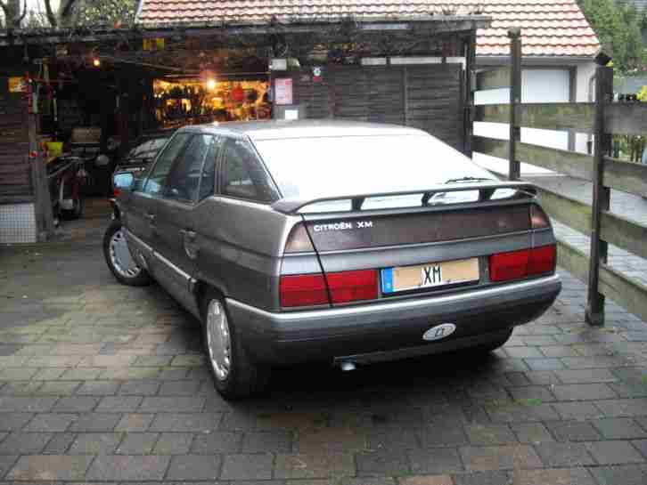 XM Y3 V6 Schaltwagen, 1990, Motor mit 154000