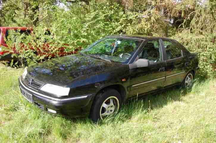 Citroen Xantia X2 schwarz 4 Türen + Baujahr 1998