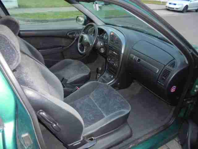 Citroen Xsara 1,4 aus erste Rentner Hand,TÜV 4/16 mit vielen Rechnungen