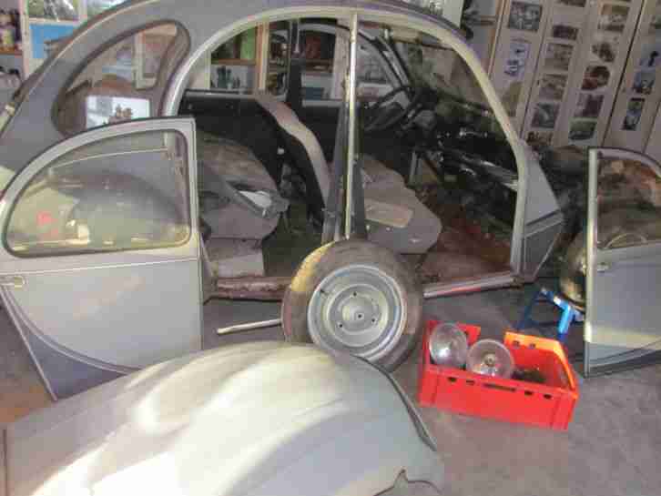 Citrön 2 CV Charlston für Bastler