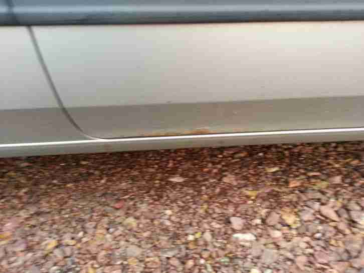 Citrön Saxo mit Rest Tüv