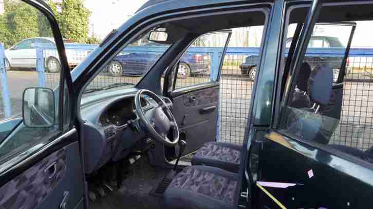 DAIHATSU MOVE Großraumlimousine