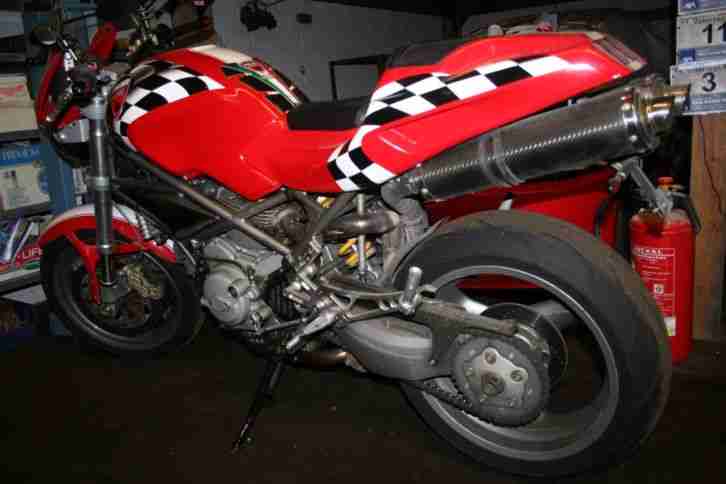 DUCATI Monster 900 i.e, Umbau Einarmschwinge, 916-Heck, 2002, 4/2018, Dynojet