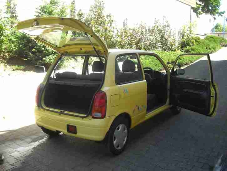 Daihatsu Cuore 1.0i aus 2000 ... AUTOMATIK-GETRIEBE ... City-Flitzer