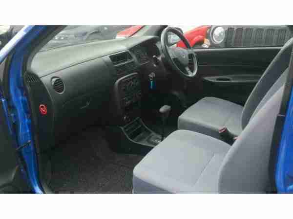 Daihatsu Cuore 1.0l Automatik 5L/100km Bj 2003 sehr gepflegt TÜV 6/2016
