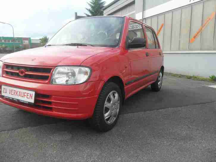 Daihatsu Cuore mit Heckschaden Motor / Getriebe ist O.K.