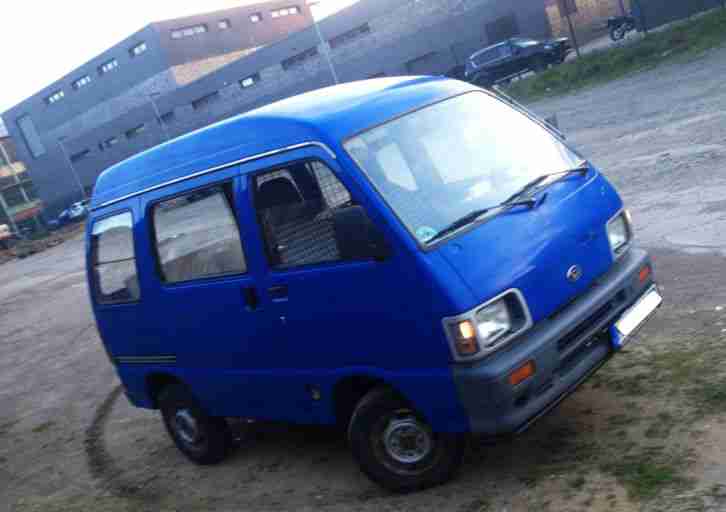 Daihatsu Hijet Piaggio Porter Kleiner Transporter oder Campingbus Blau T3 LKW