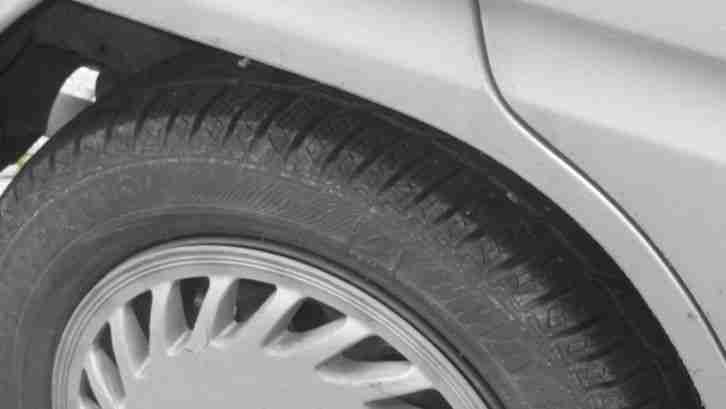 Daihatsu Move, BJ 11/ 98, Tüv 07/2015