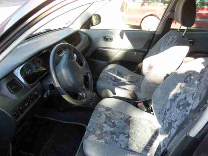 Daihatsu Sirion Baujahr 1999