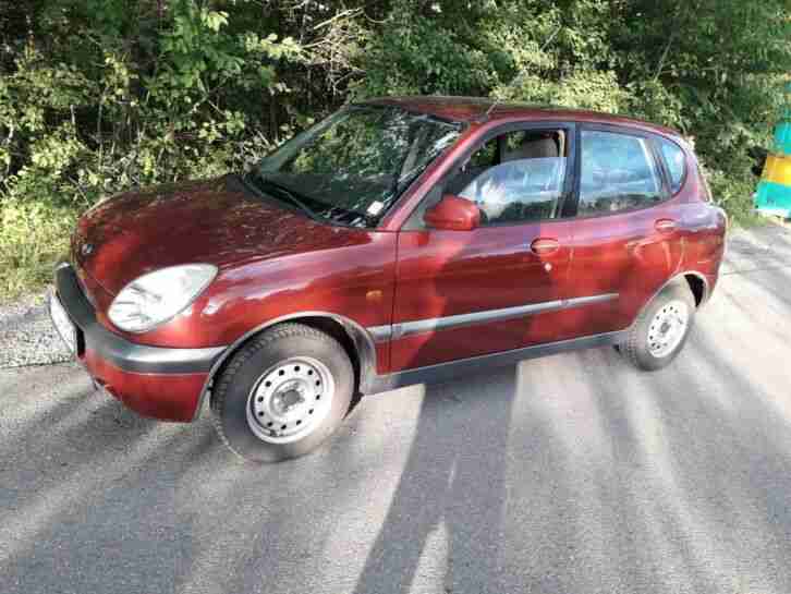 Daihatsu Sirion M