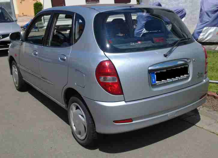 Daihatsu Sirion M1 Limited Edition, EZ 2003, 127.500 km, TÜV bis 09/2016
