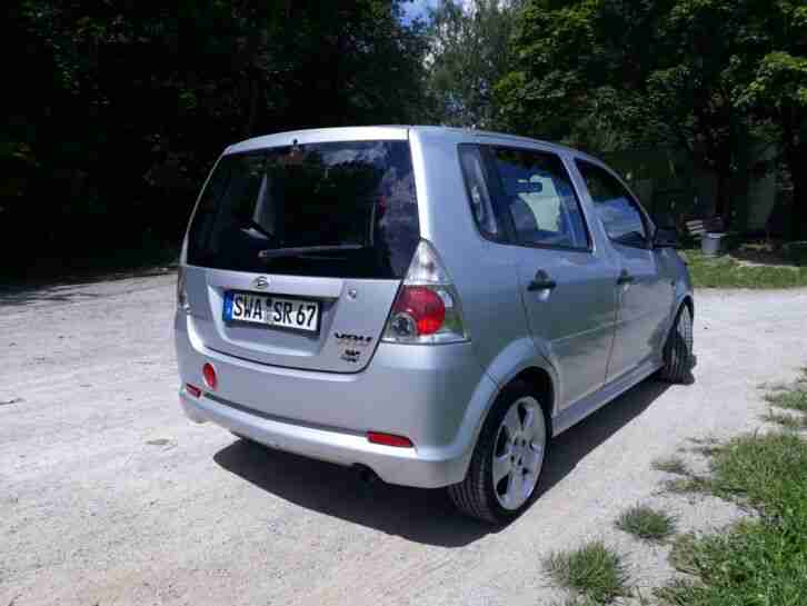 Daihatsu YVR 1,3