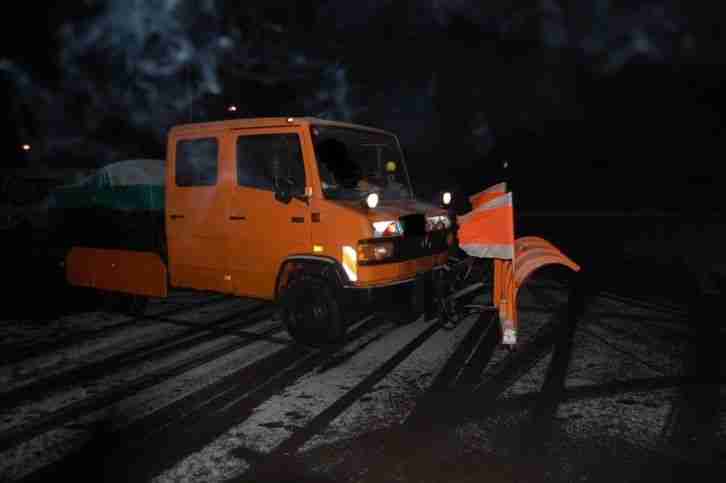 Daimler Chrysler MB510 Schneeräumer Winterdienst