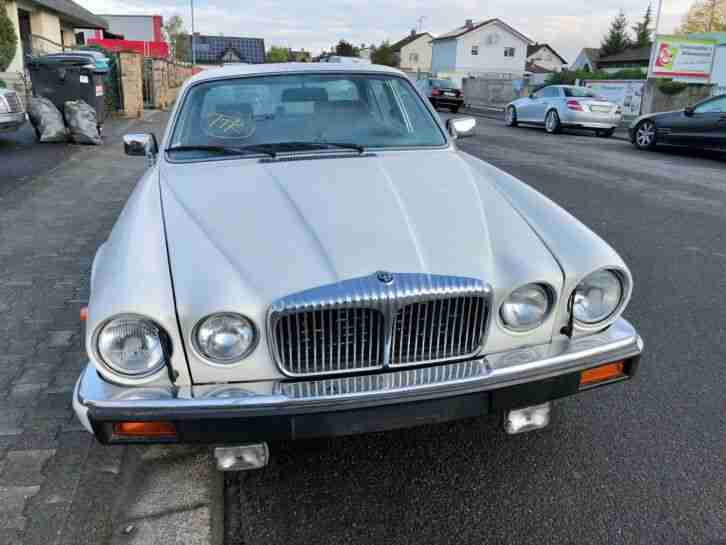 Daimler Double Six Bj:1986 Deutsches Modell mit original 13.800 KM aus Museum