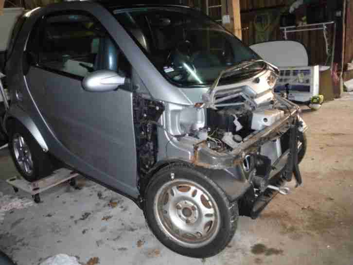 Diesel, Smart ForTwo, Passion, Unfall vorne rechts, 140.000 km, BJ 11.02