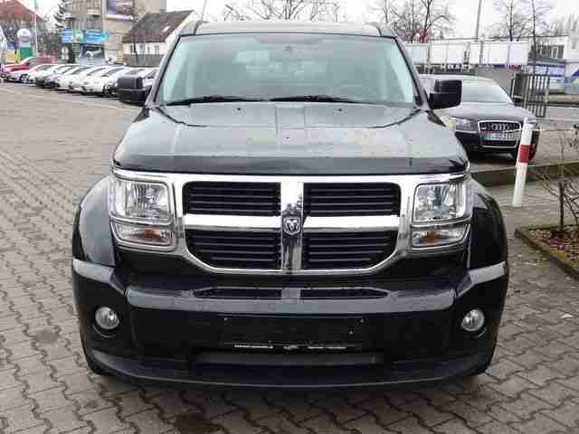 Dodge Nitro SXT 2.8 CRD 4WD Autom.