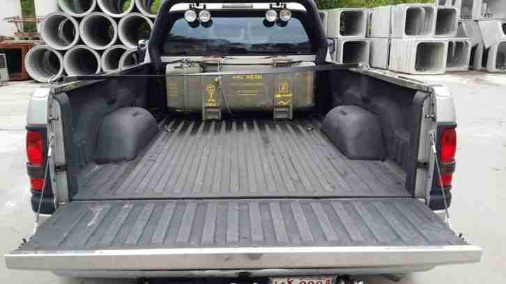 Dodge RAM 3500 dually 2WD long bed pick up truck