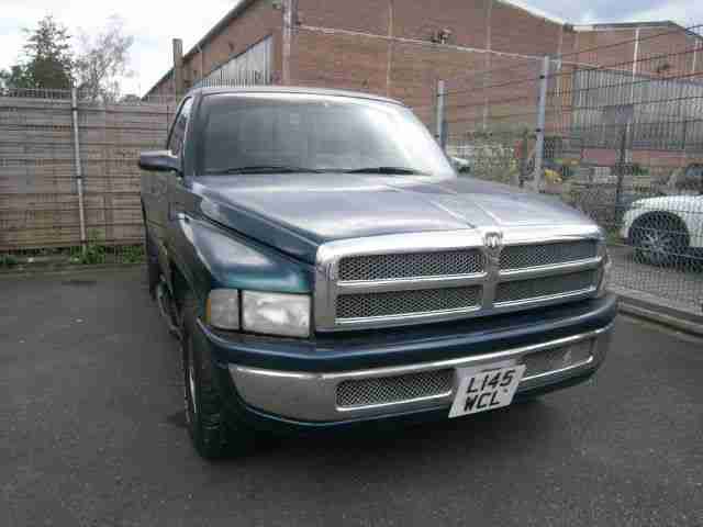 Dodge RAM Pick Up 5, 2 V8