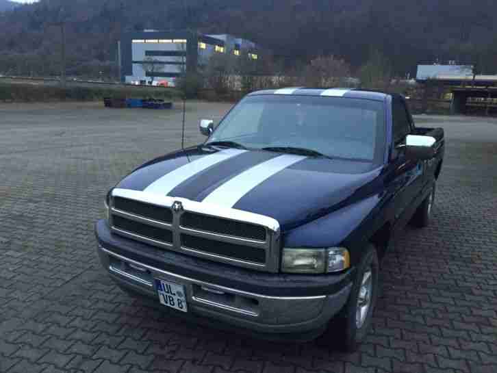 Dodge RAM SLT Laramie 5.2 V8 magnum SINGLE CAB LONG BED