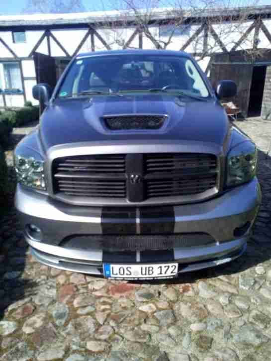 Dodge Ram SRT 10 !!! zu Vermieten für Hochzeit / Ausflug / Spaß.