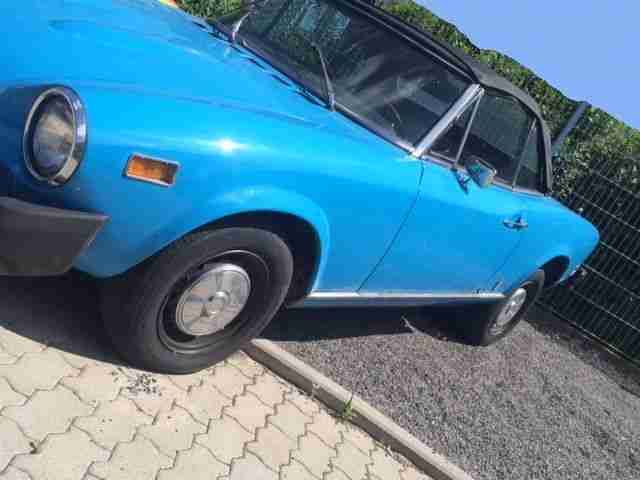 FIAT 124 Spider