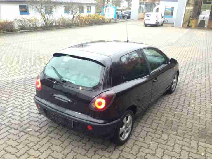 FIAT BRAVO ** BLaCk-BaSiCk**TÜV*SERVO*KLIMA*MP3*