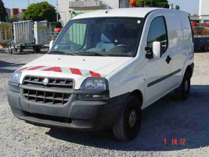 FIAT DOBLO GESCHL. KASTEN BJ 2004 BENZIN / ERDGAS 76 KW ERSTE HAND KOMMUNALFZG.