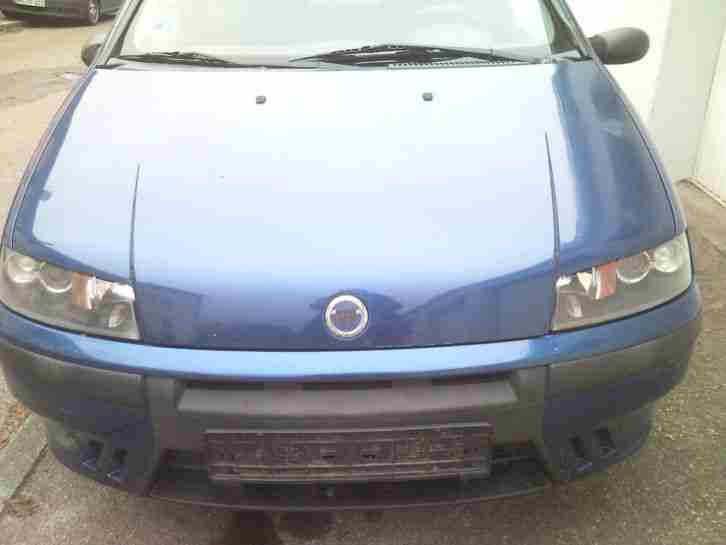 FIAT PUNTO Typ 188 - Bj. 5/2000 - TÜV 12/16 - 44 KW - GJR auf Stahl