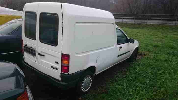 FORD COURIER 1,8 Diesel EZ: 2002 SERVOLENKUNG