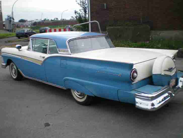 FORD FAIRLANE 500er SKYLINER RETRACTABLE MIT CONTINENTAL KIT