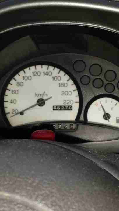 FORD KA mit elektrischen Faltdach nur 65270 gelaufen