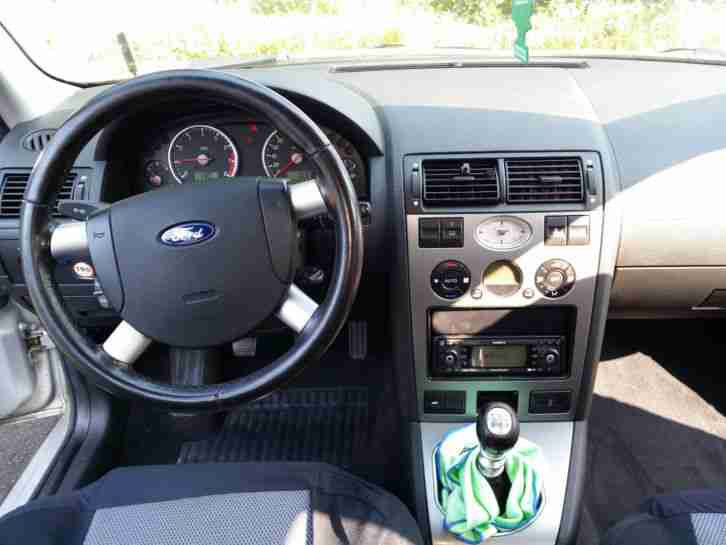FORD MONDEO TURNIER
