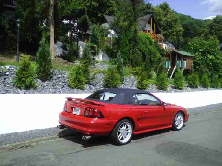 FORD MUSTANG V8 CABRIOLET MIT 18 ZOLL UND 6000 € AN