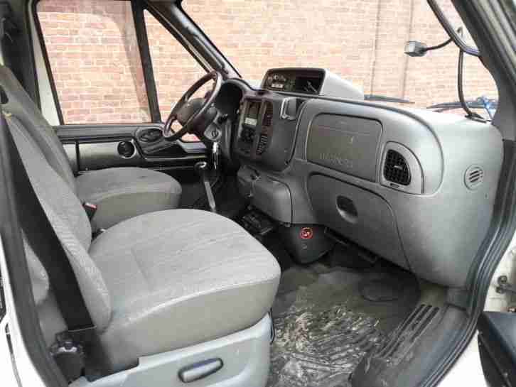 FORD,TRANSIT.2,4.LTDE,125,PS!,MOTOR;ERSTE HAND!,2;XSCHIBERTÜR 2,XKLIMA,7 SITZER!