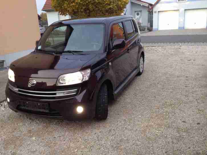Fahrzeug Daihatsu Materia Benzin BJ2006 TüvAsu2016 Aubergine Farbe Alufelgen