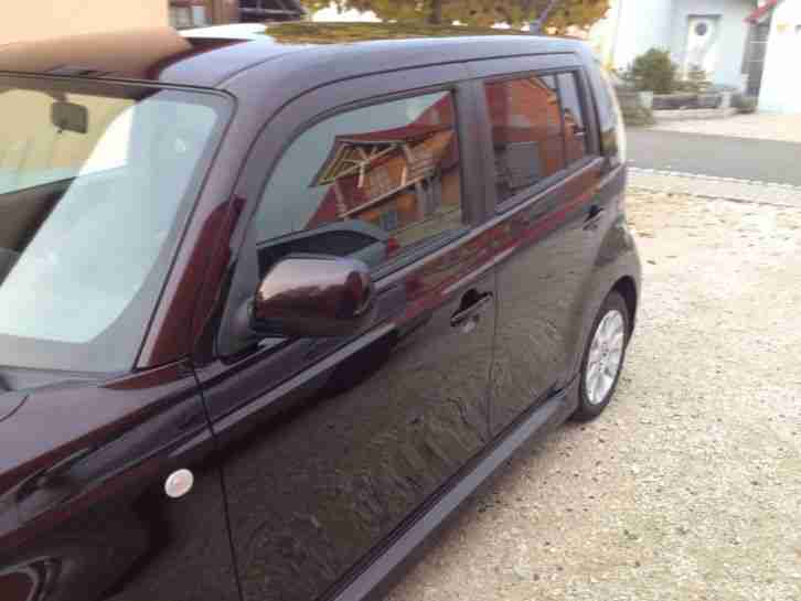 Fahrzeug Daihatsu Materia Benzin BJ2006 TüvAsu2016 Aubergine Farbe Alufelgen