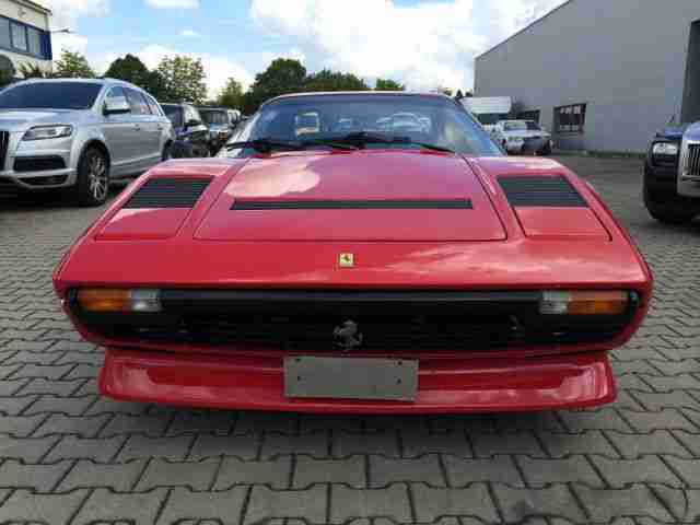 Ferrari 208 GTB TURBO