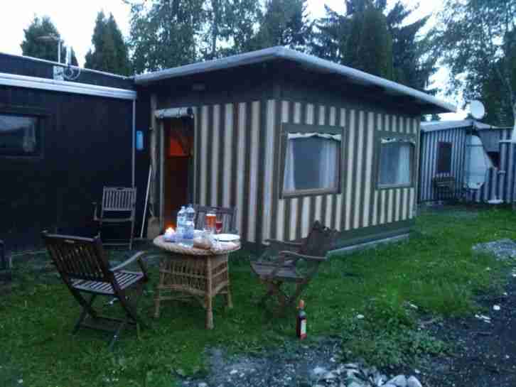 Feststehender Wohnwagen am Grüntensee in der