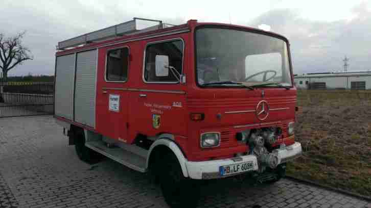 Feuerwehrauto Mercedes-Benz LPKF 608