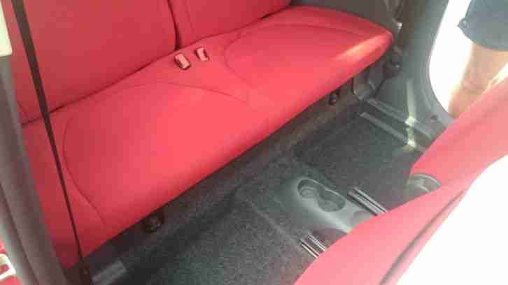 Fiat 500 1.2 Lounge Erstbesitzer Bj 4/11 46.500 km + Sommerreifen Alufelgen