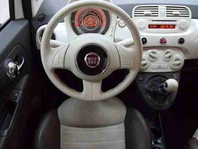 Fiat 500 Lounge 1.2 Faltdach Alu Bluetooth Einparkhil