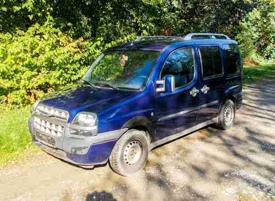 Fiat Doblo 1,6 mit Gastank und weiteren Extras