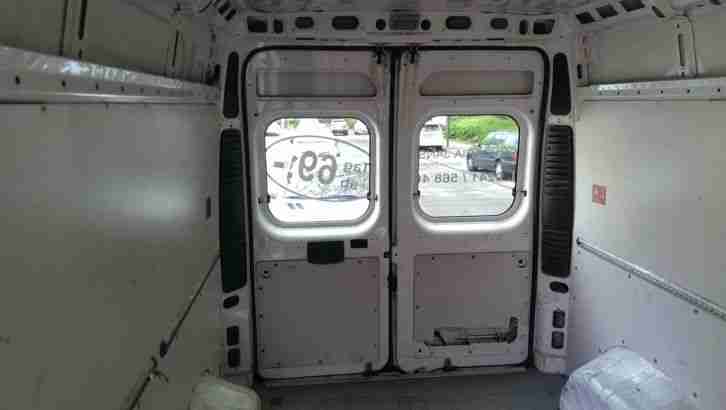 Fiat Ducato 250 Großraumkastenwagen 35 2,3 Multijet