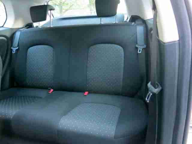 Fiat Grande Punto 1.2 8V Active 2.Hd.erst 55tkm TOP!!