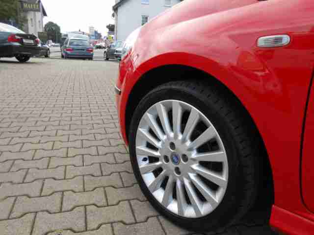 Fiat Grande Punto 1.4 16V Sport / Klima / Tüv NEU