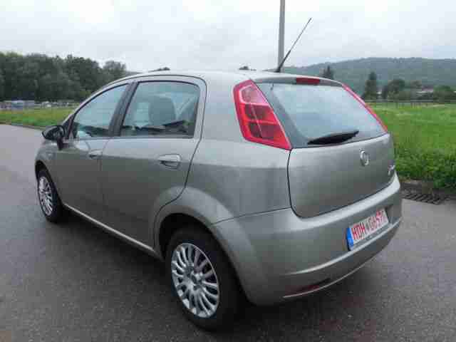 Fiat Grande Punto 1.4 8V Dynamic // TÜV NEU //